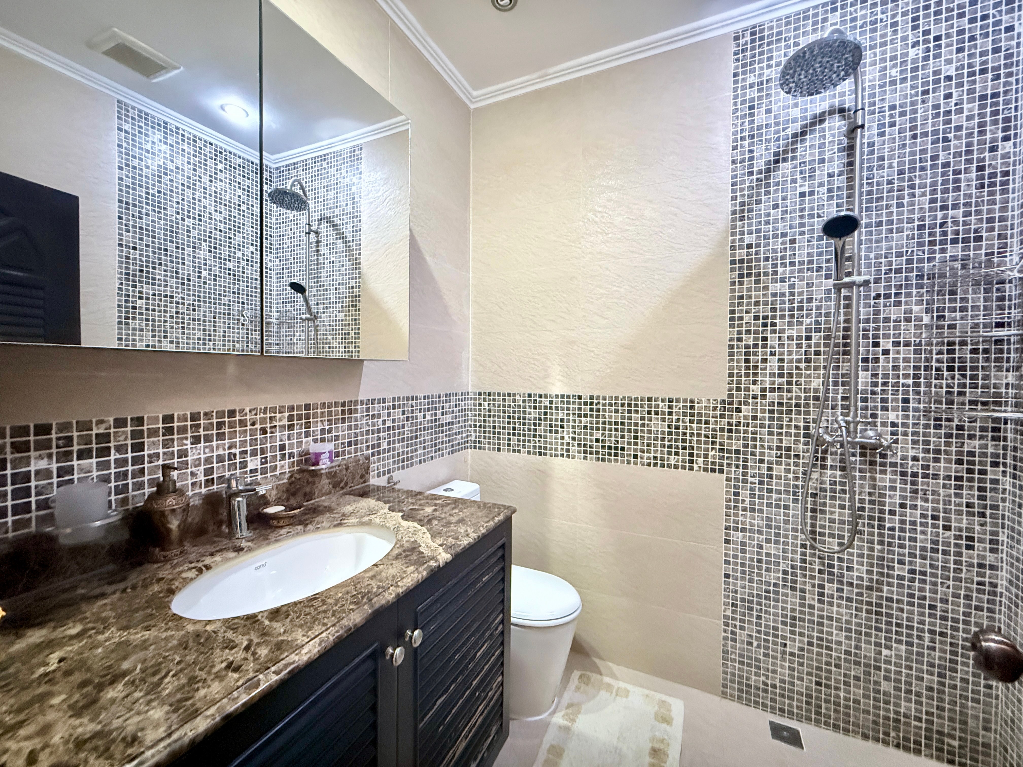 2 Bedroom 2 Bathroom in Pratumnak for Rent photo 39