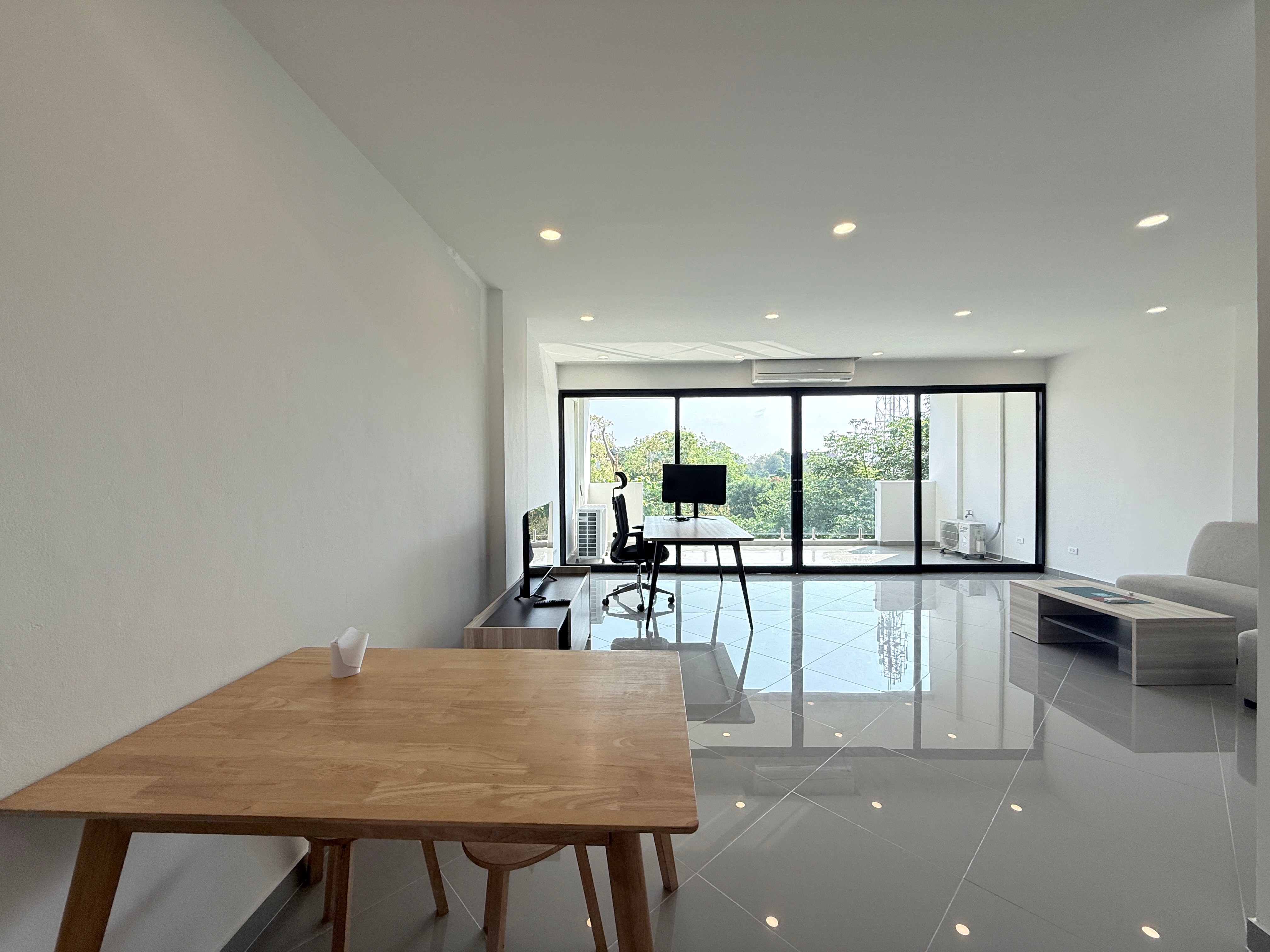 2 Bedroom 2 Bathroom in Pratumnak for Rent photo 34