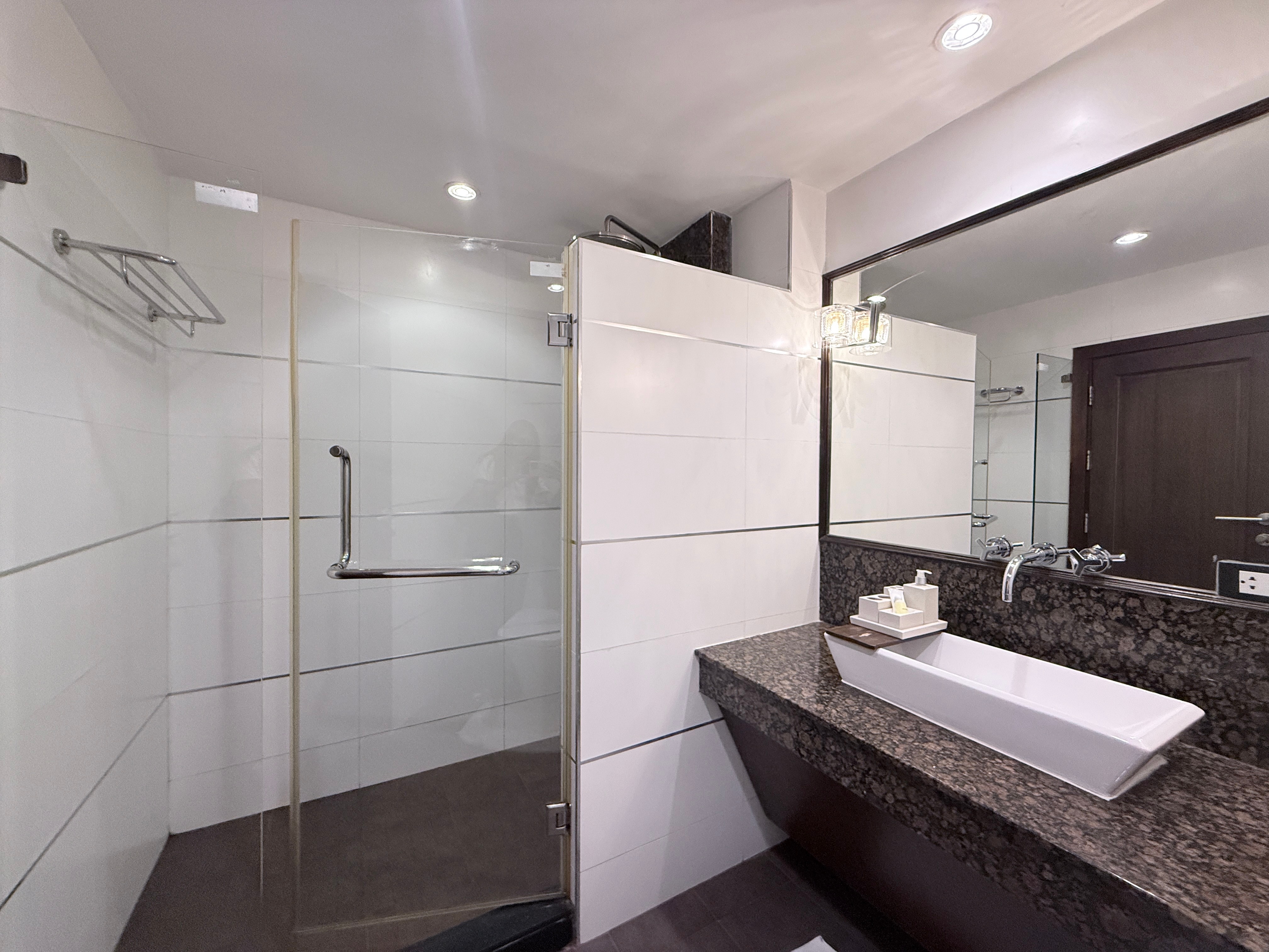 2 Bedroom 2 Bathroom in Pratumnak for Rent photo 56