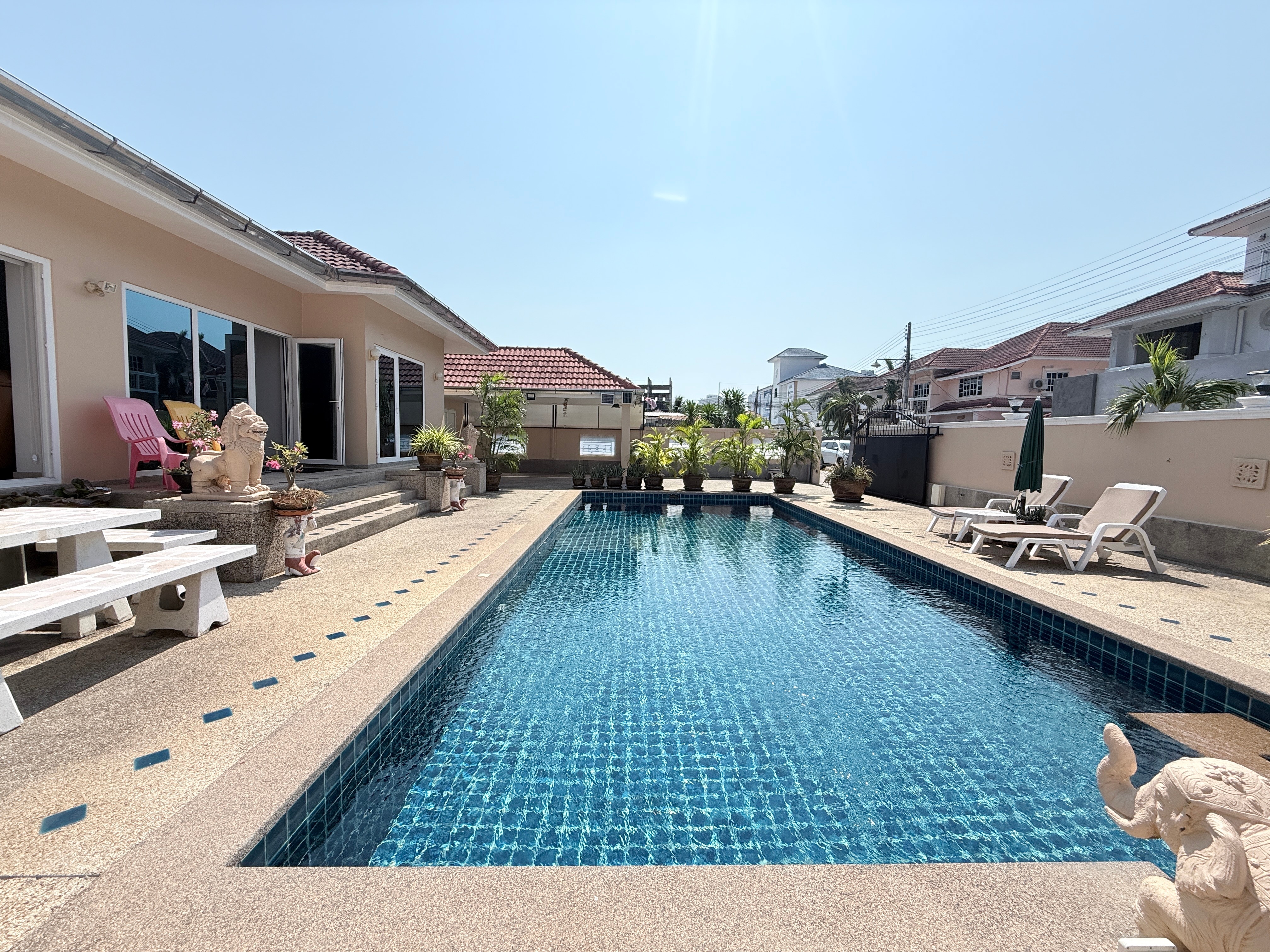 2 Bedroom 2 Bathroom in Pratumnak for Rent photo 49