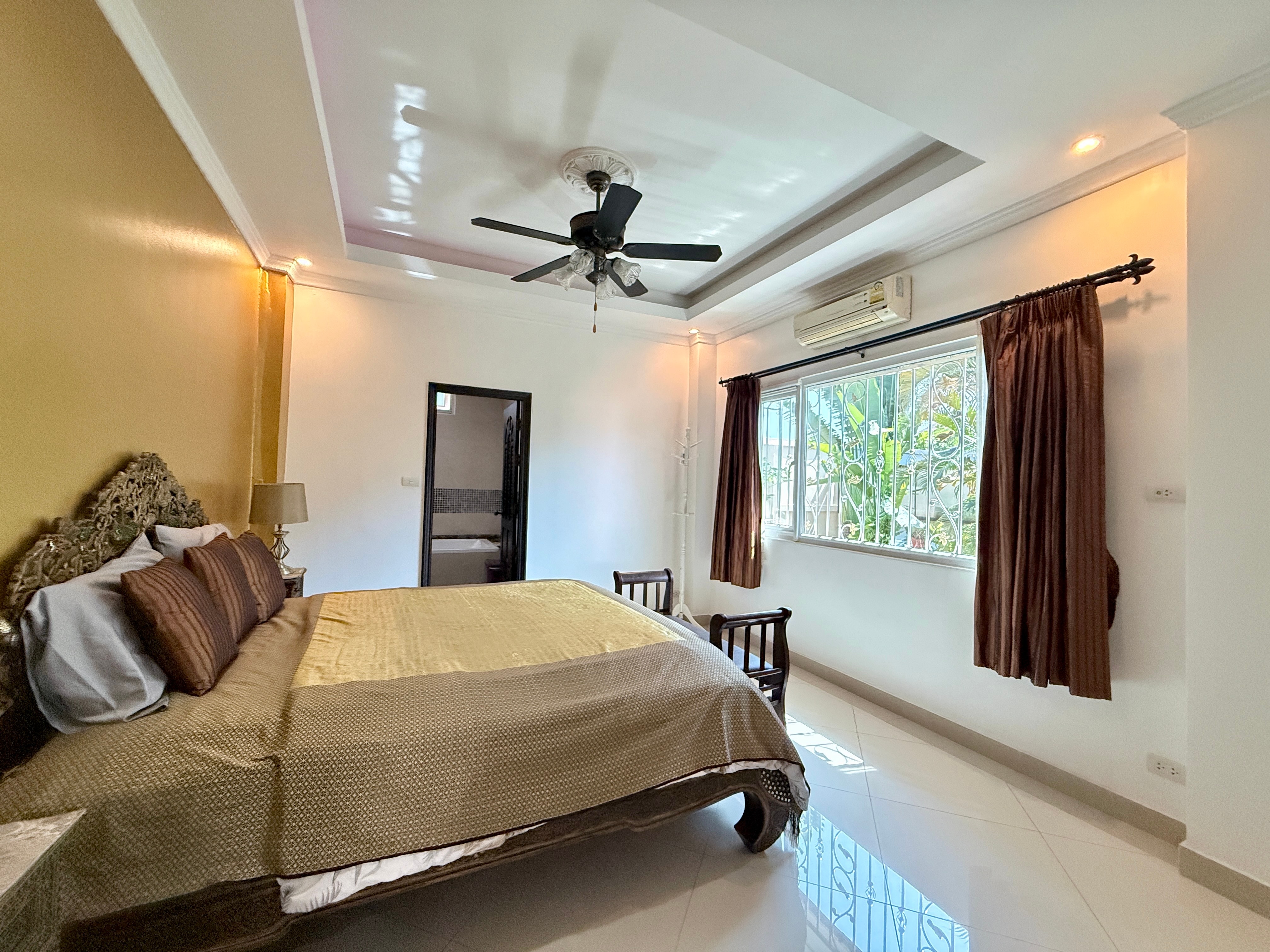 2 Bedroom 2 Bathroom in Pratumnak for Rent photo 53