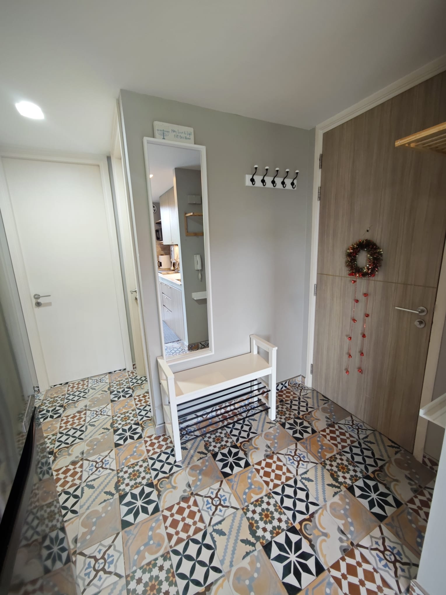 Two Bedroom Condo For Sale in Prahtamnak area photo 16