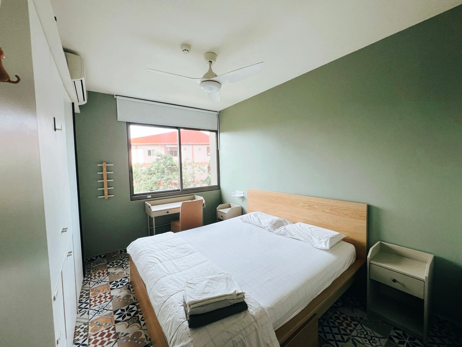 Two Bedroom Condo For Sale in Prahtamnak area photo 11