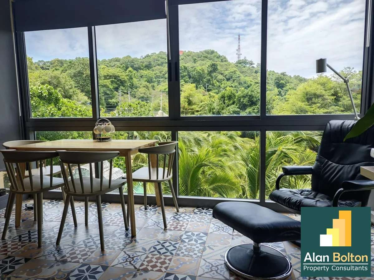 Two Bedroom Condo For Sale in Prahtamnak area photo 5