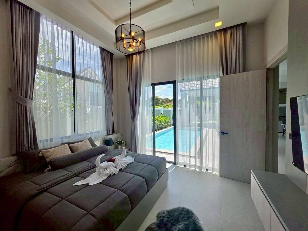 Pool villa 5 Bedrooms 6 Bathrooms in East Pattaya photo 31