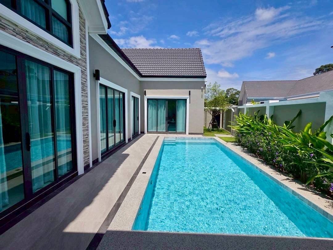 Pool villa 5 Bedrooms 6 Bathrooms in East Pattaya photo 36
