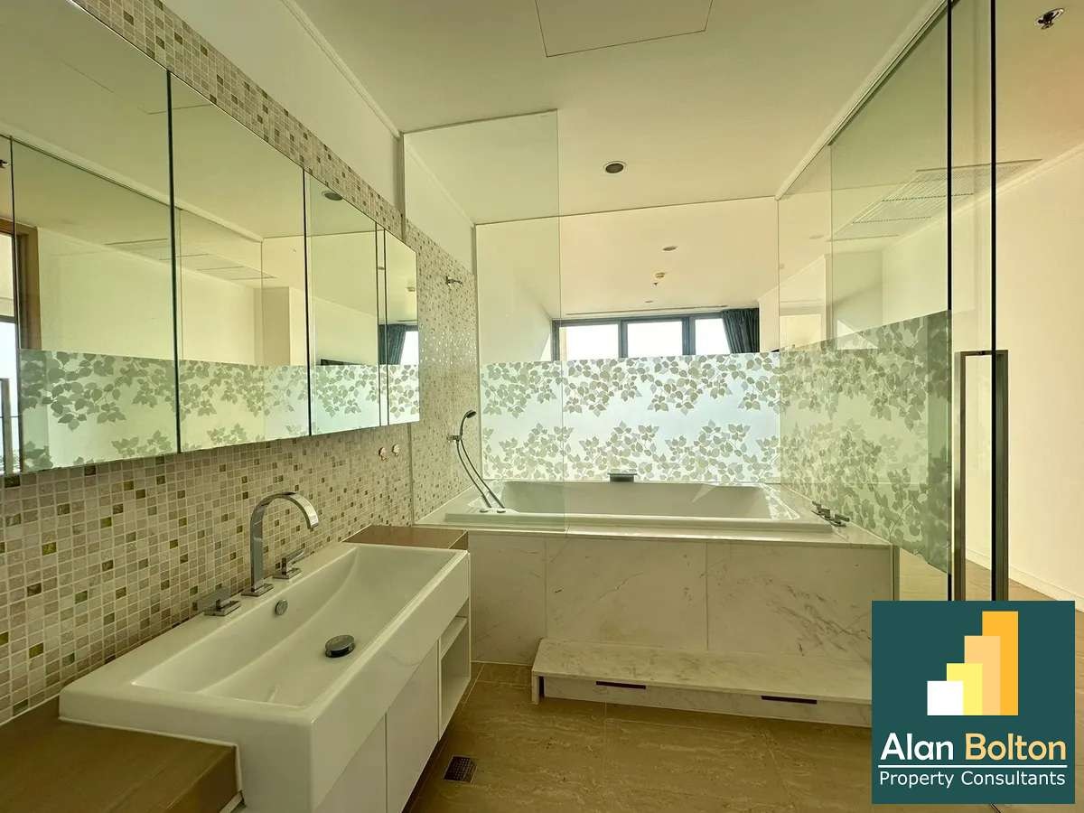 Stunning Sea View 3 beds 2 bath in Northpoint for RENT photo 5