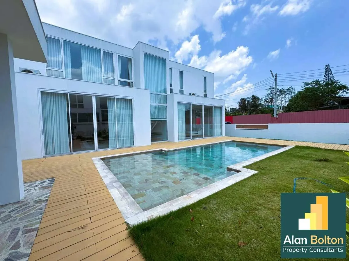 Brand New Modern Luxury 5 Bed 5 Bath Pool Villa Near MapPhrachan Lake photo 14