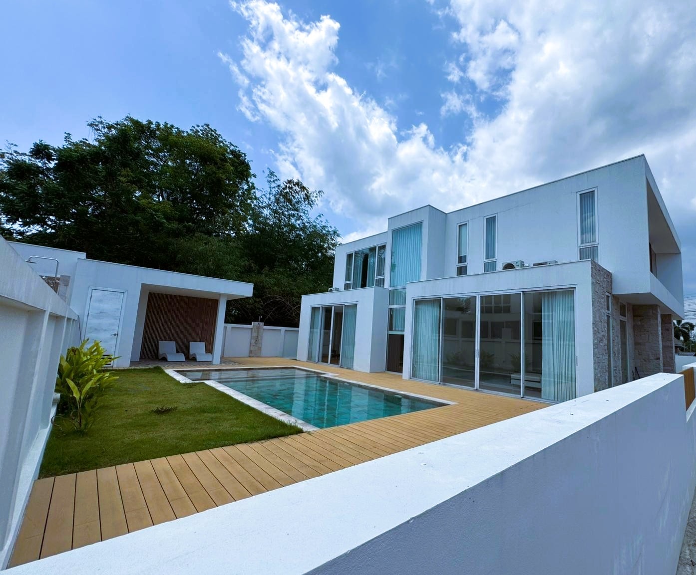 Brand New Modern Luxury 5 Bed 5 Bath Pool Villa Near MapPhrachan Lake photo 34