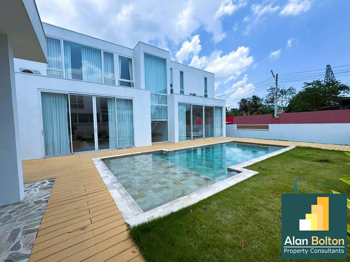 Brand New Modern Luxury 5 Bed 5 Bath Pool Villa Near MapPhrachan Lake photo 15