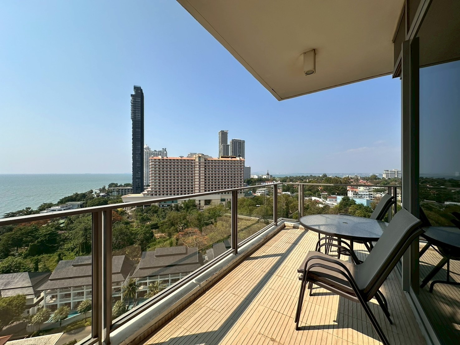 Beachfront 3 beds 2 baths in Northpoint for RENT photo 37