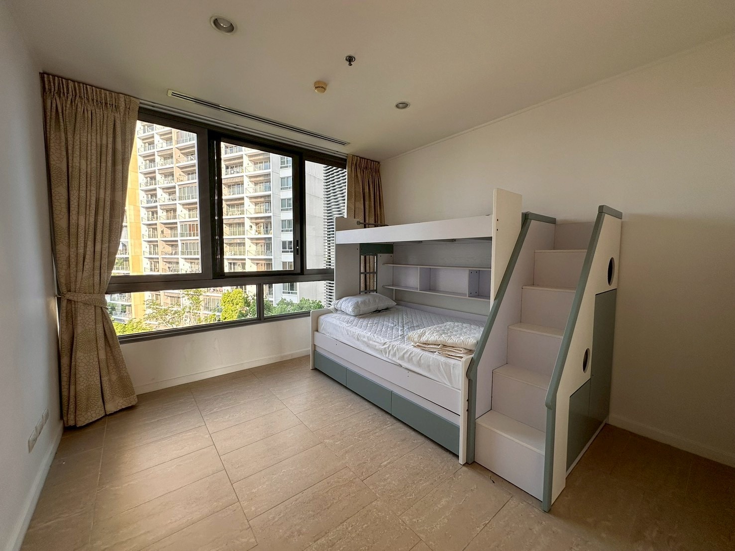 Beachfront 3 beds 2 baths in Northpoint for RENT photo 24