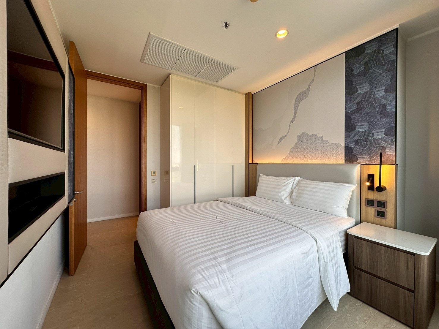 Beachfront 3 beds 2 baths in Northpoint for RENT photo 43