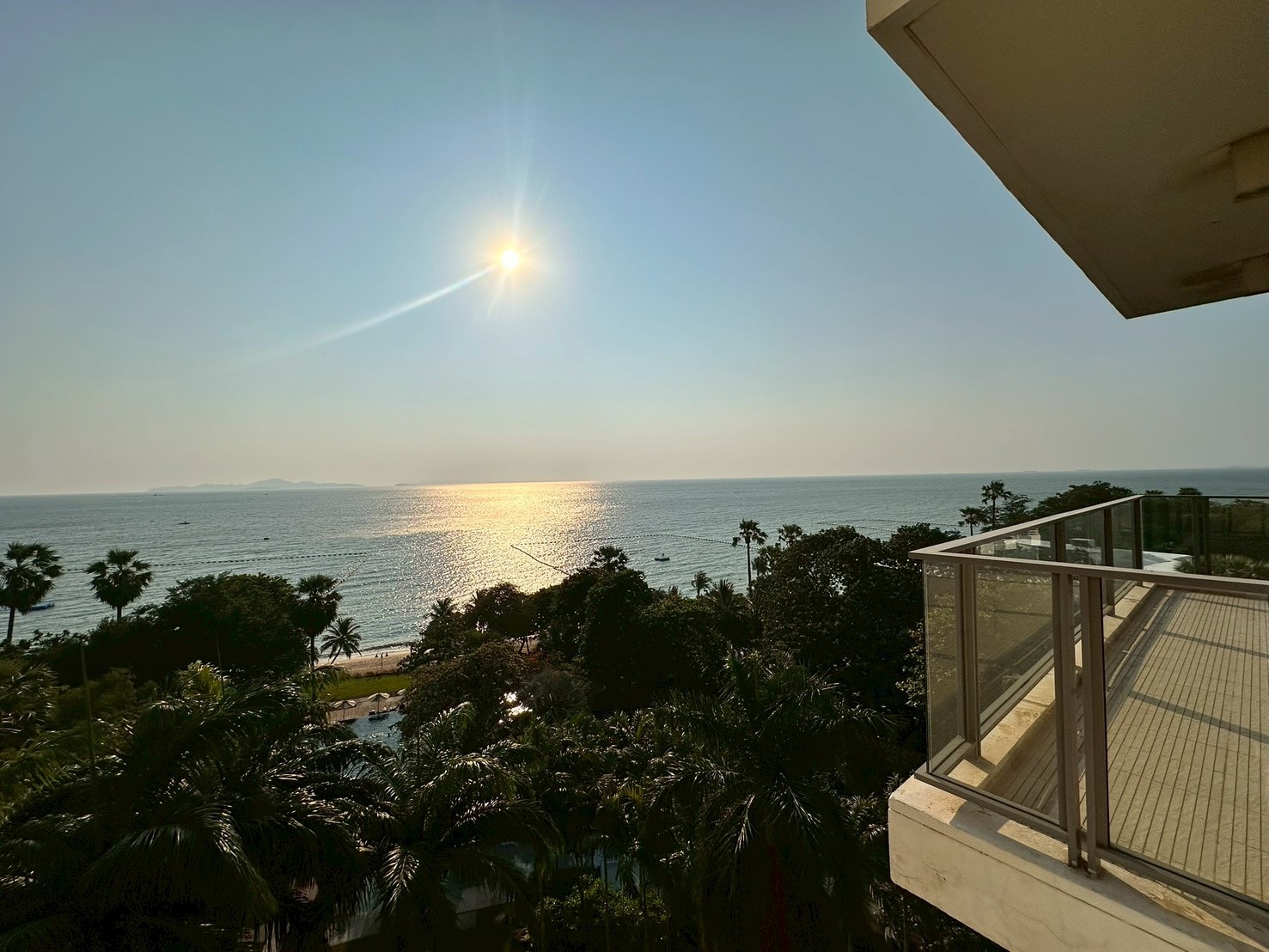 Beachfront Corner 3 beds 2 baths in Northpoint for RENT photo 24