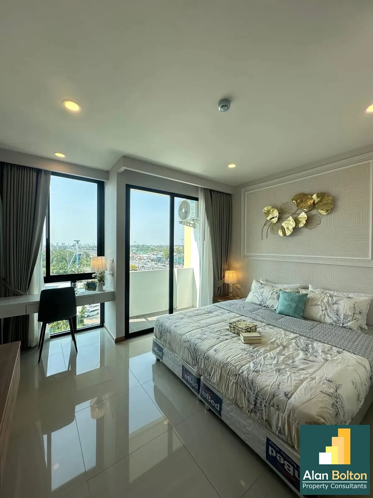 Newly Renovated studio Condo For Sale In Jomtien photo 4