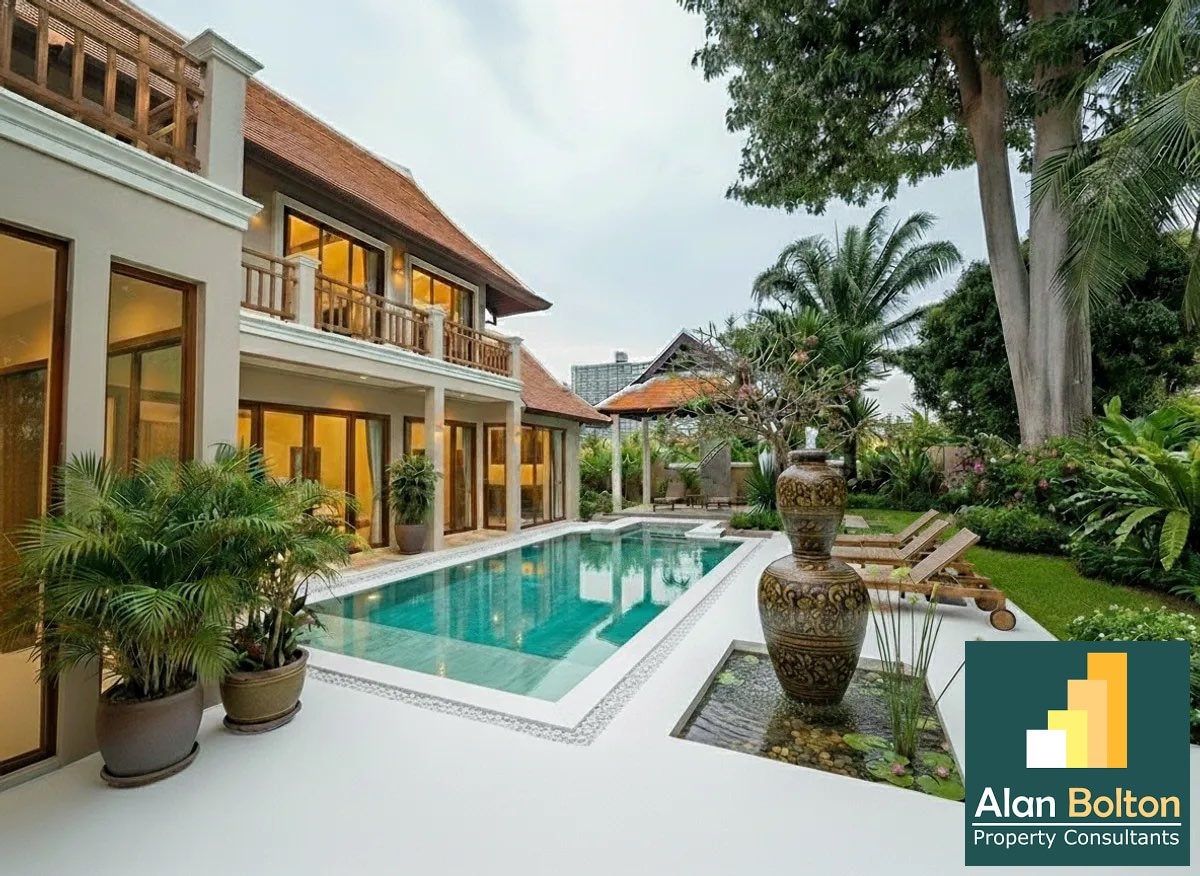 Stylish 5 bedroom BOHO Villa