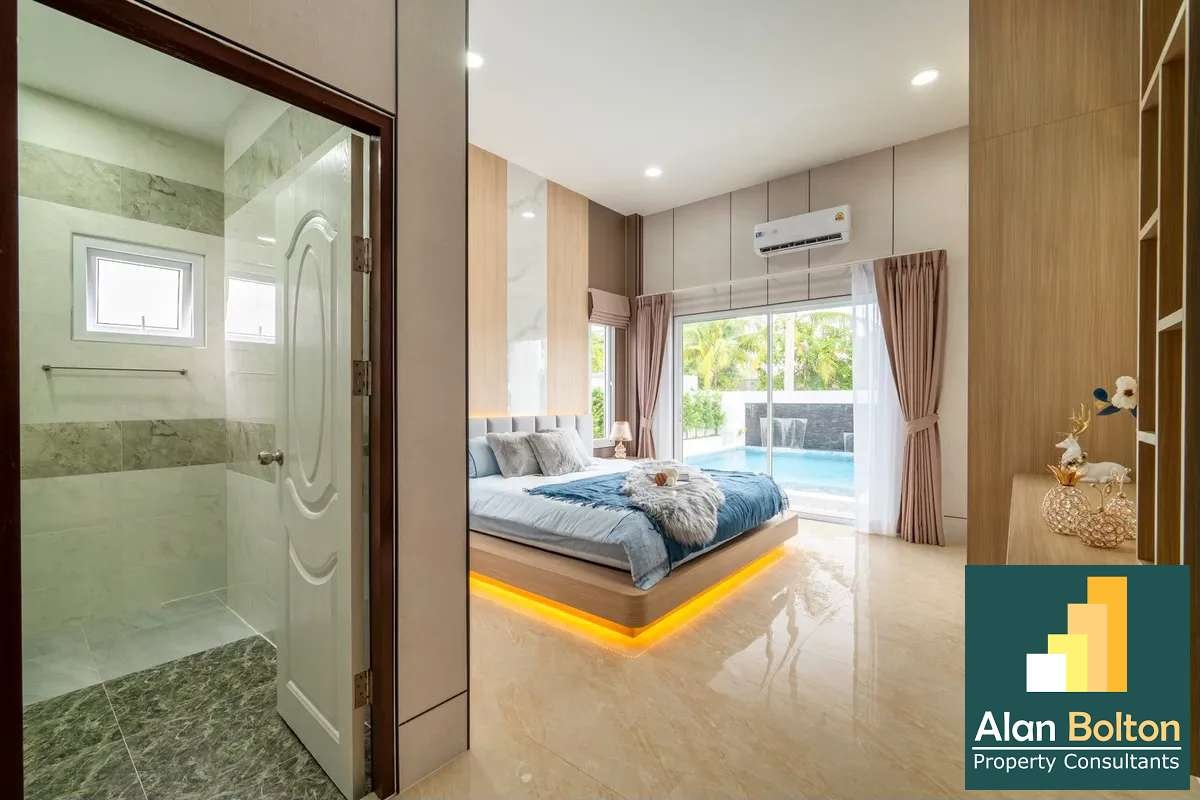 Brand New Pool Villa 3 beds 4 bath in East Pattaya for SALE photo 12