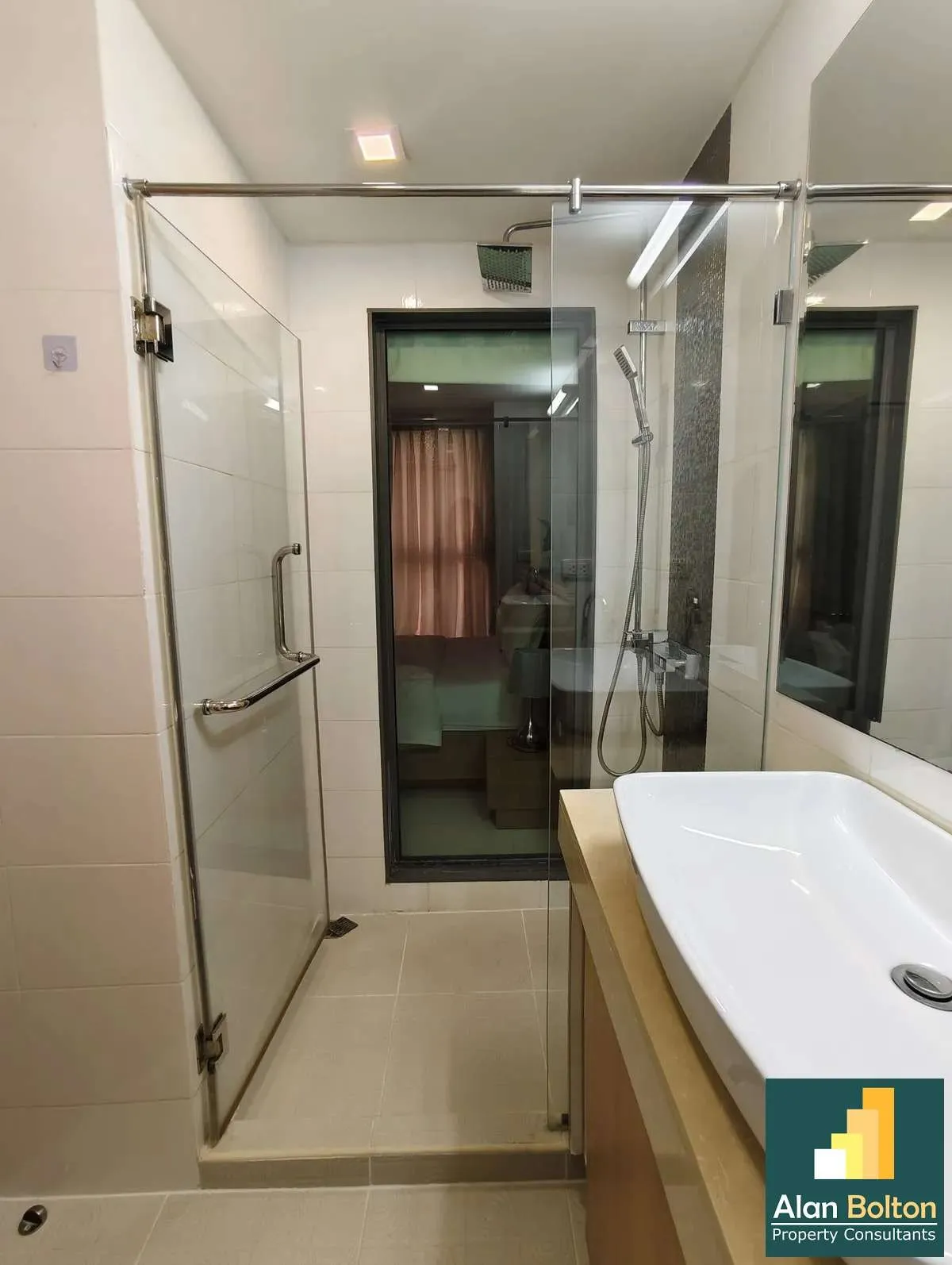 1 Bedroom 1 Bathroom in pratumnak for rent photo 4