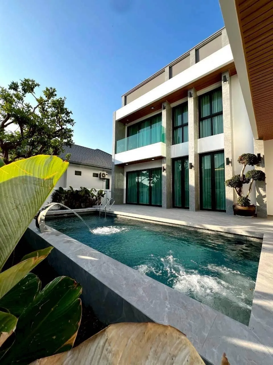Brand New Modern Luxury 5 Bed 6 Bath Pool Villa In East Pattaya photo 50