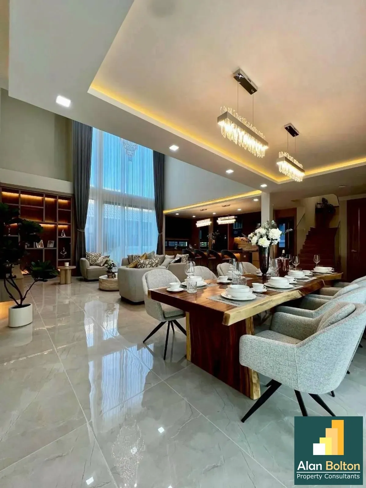Brand New Modern Luxury 5 Bed 6 Bath Pool Villa In East Pattaya photo 6