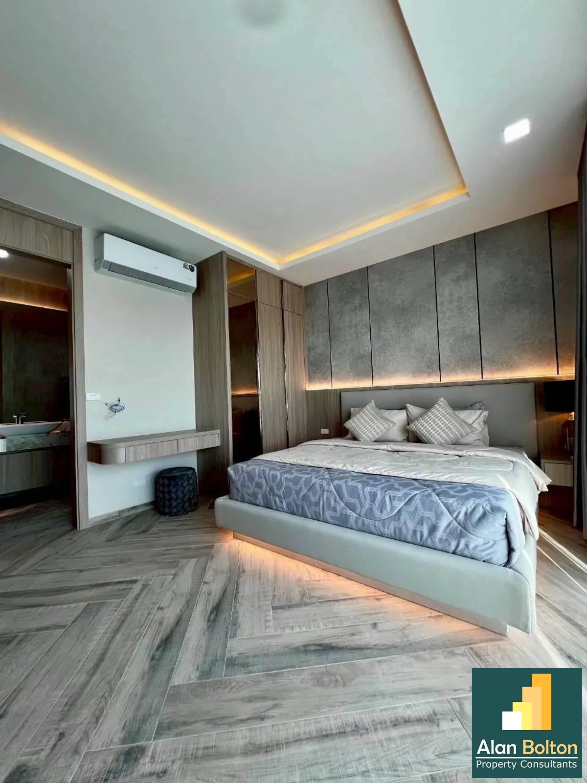 Brand New Modern Luxury 5 Bed 6 Bath Pool Villa In East Pattaya photo 14