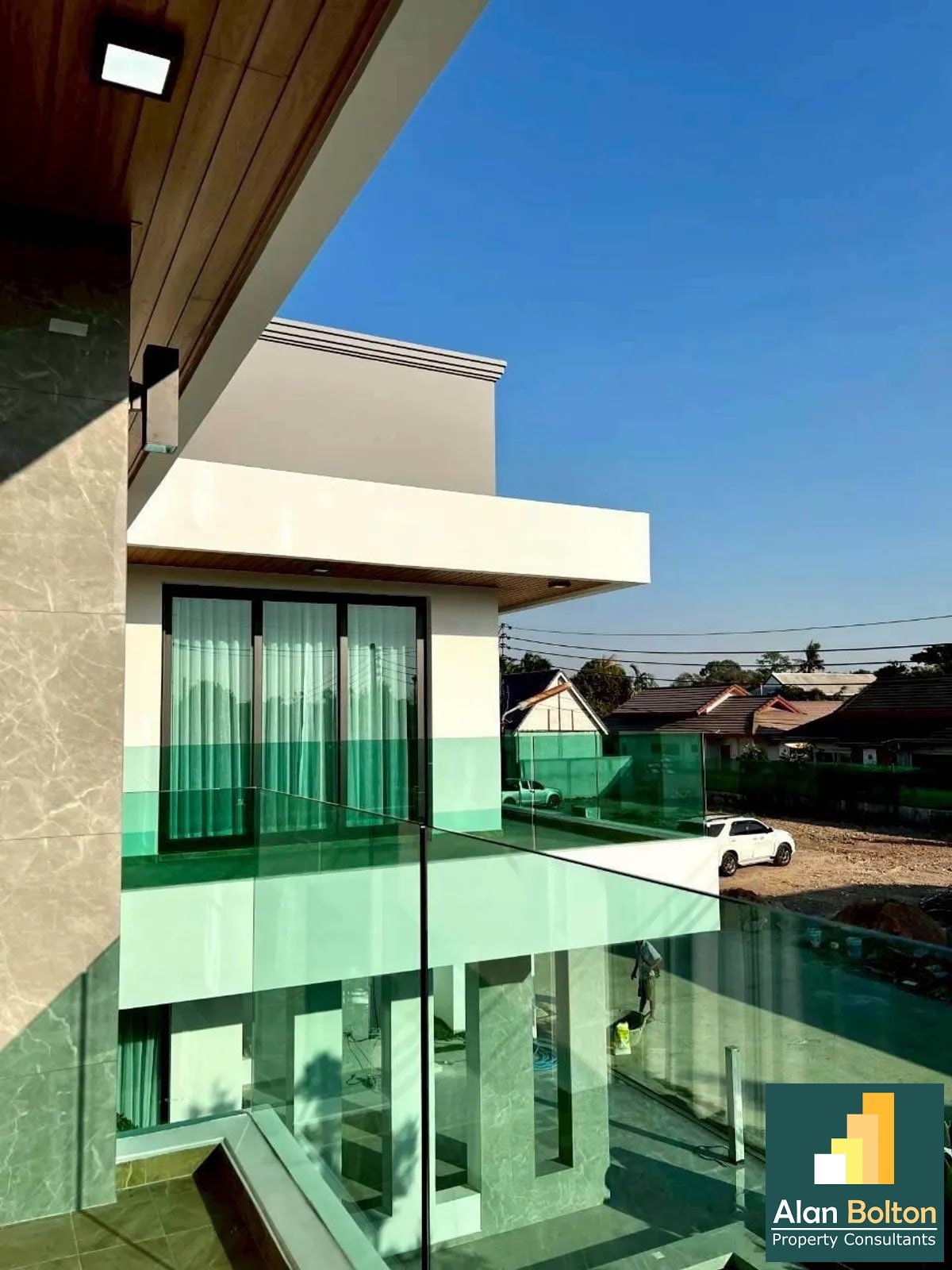 Brand New Modern Luxury 5 Bed 6 Bath Pool Villa In East Pattaya photo 25
