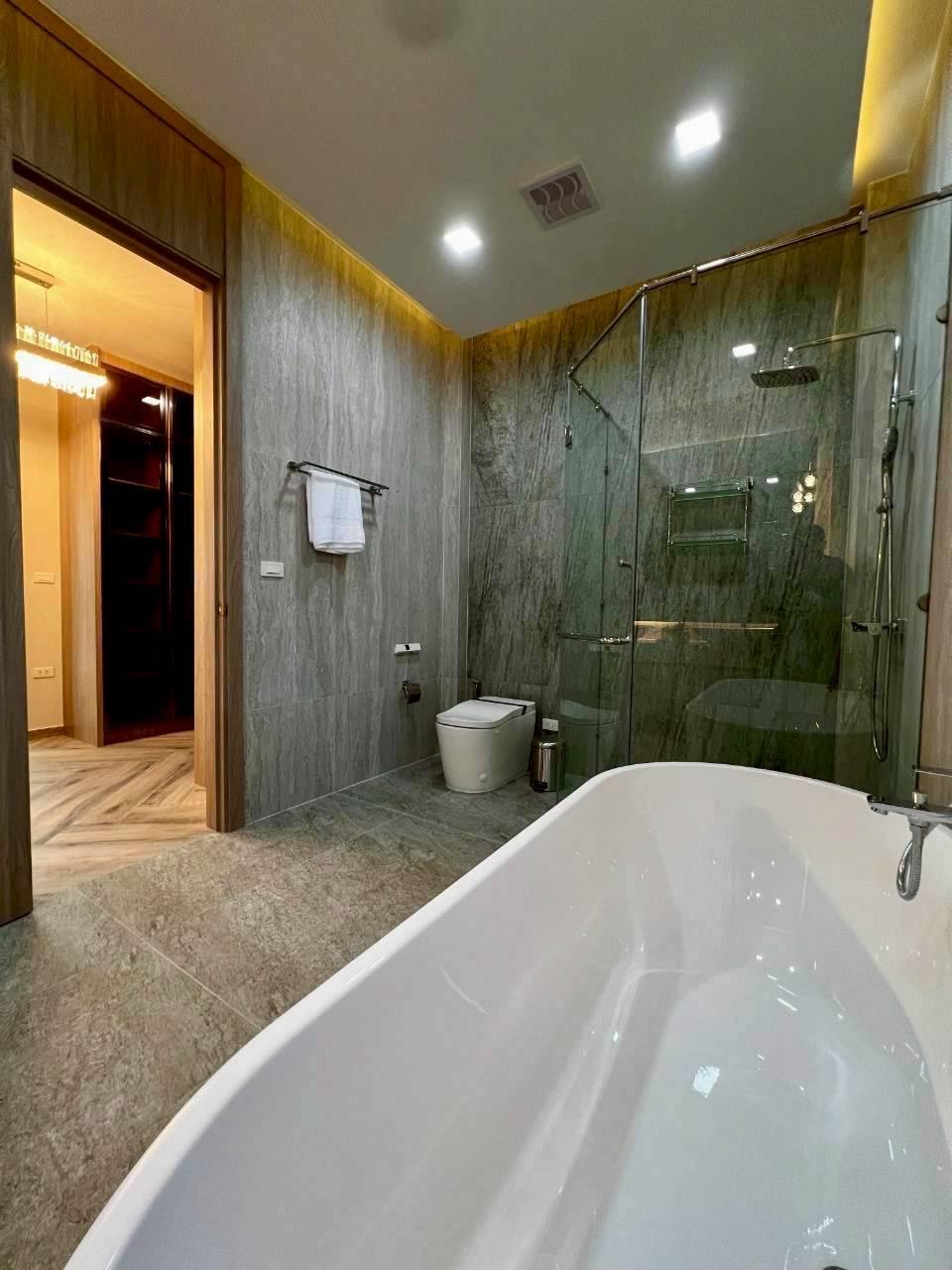 Brand New Modern Luxury 5 Bed 6 Bath Pool Villa In East Pattaya photo 43