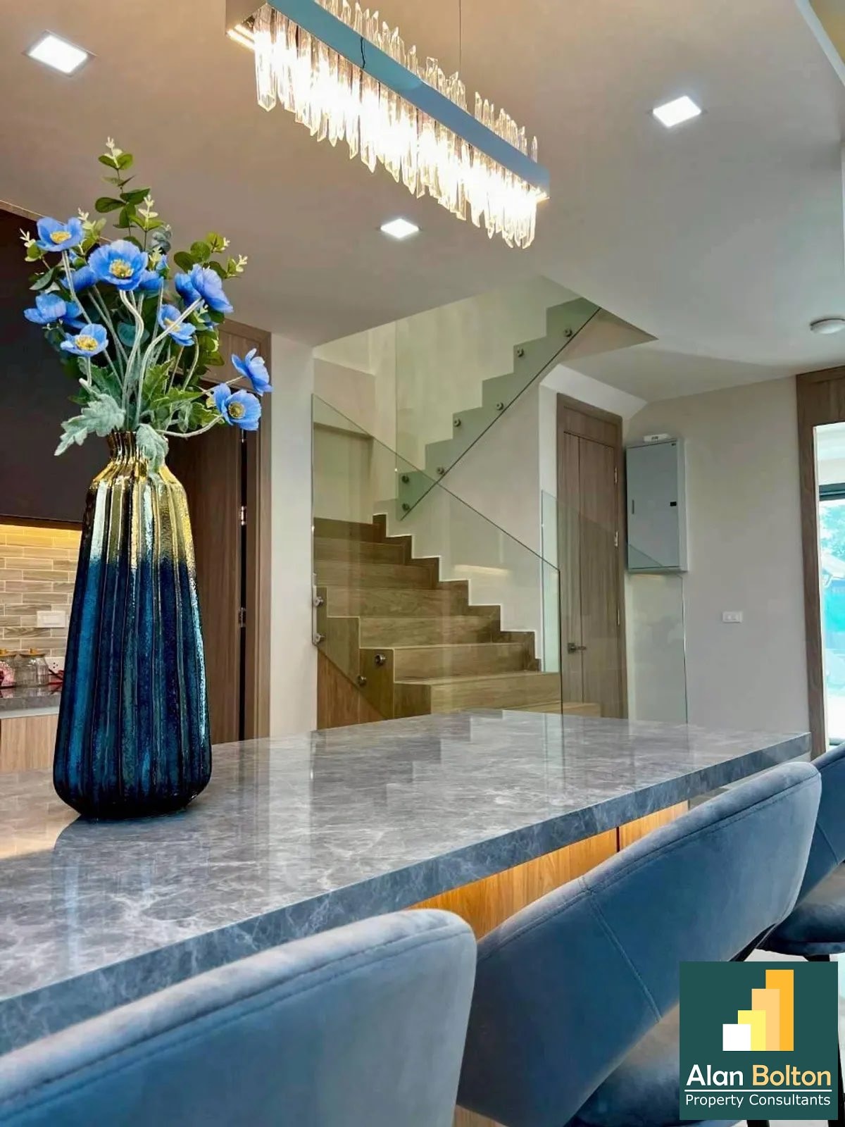 Brand New Modern Luxury 5 Bed 6 Bath Pool Villa In East Pattaya photo 15