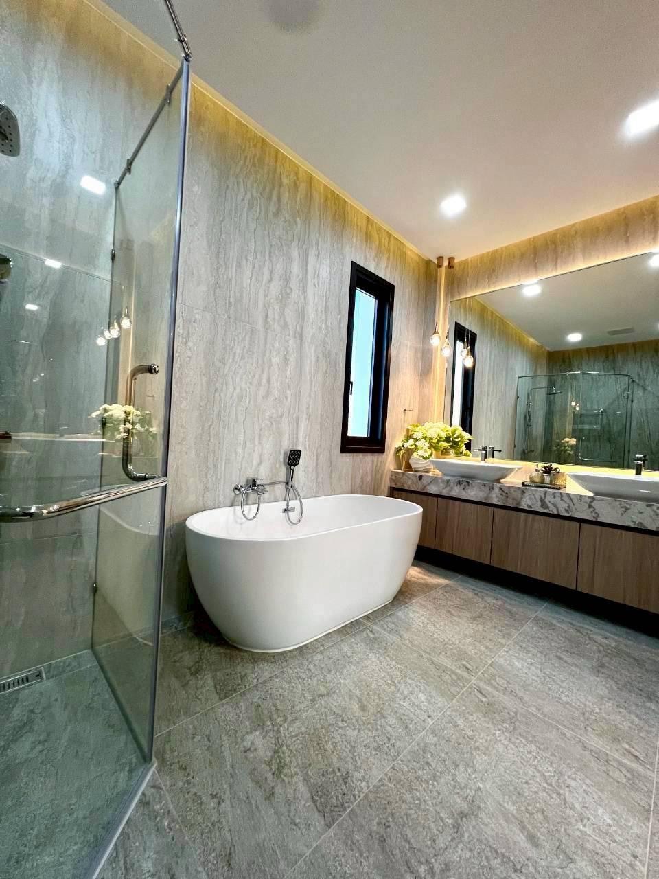 Brand New Modern Luxury 5 Bed 6 Bath Pool Villa In East Pattaya photo 46