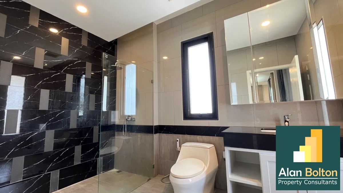 2 - story 3 Bedrooms House For Rent In East Pattaya photo 20