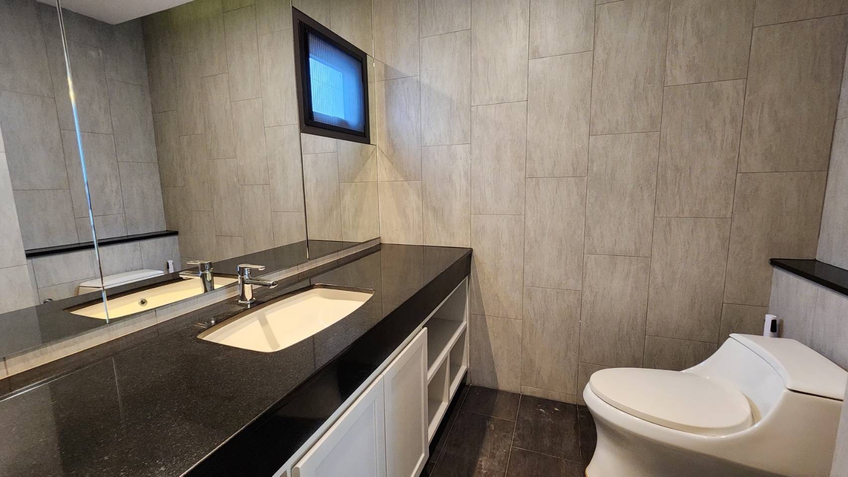 2 - story 3 Bedrooms House For Rent In East Pattaya photo 24
