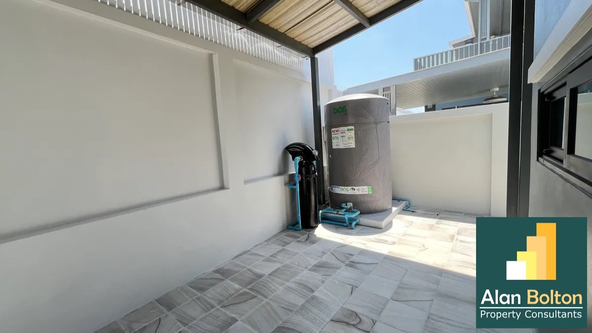 2 - story 3 Bedrooms House For Rent In East Pattaya photo 19