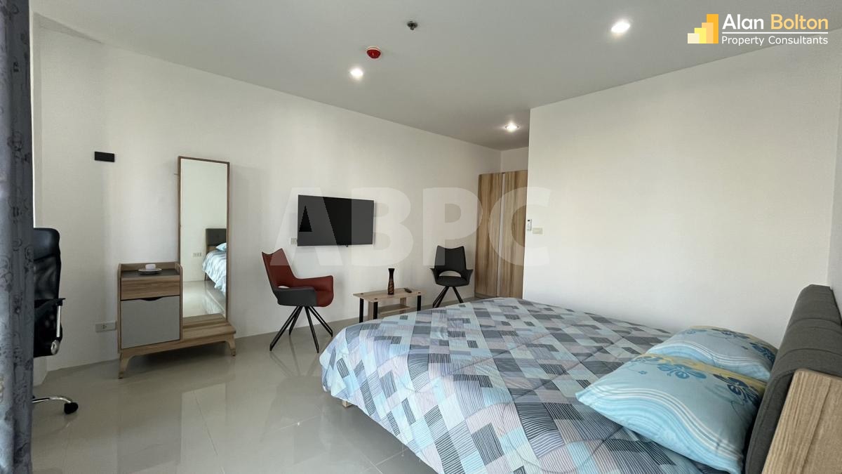 Ocean View 1 Bed 2 Bath Condo in Wongamat photo 13