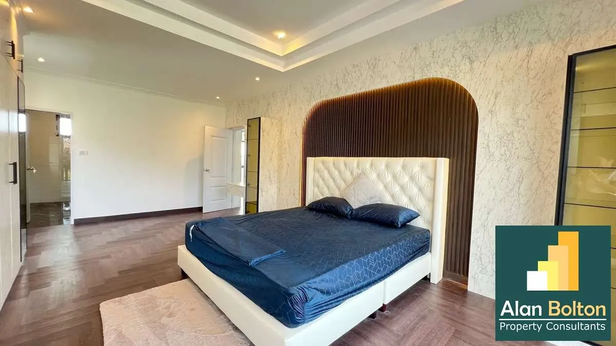 Pool villa 3 Bedrooms 3 Bathrooms in East Pattaya photo 13