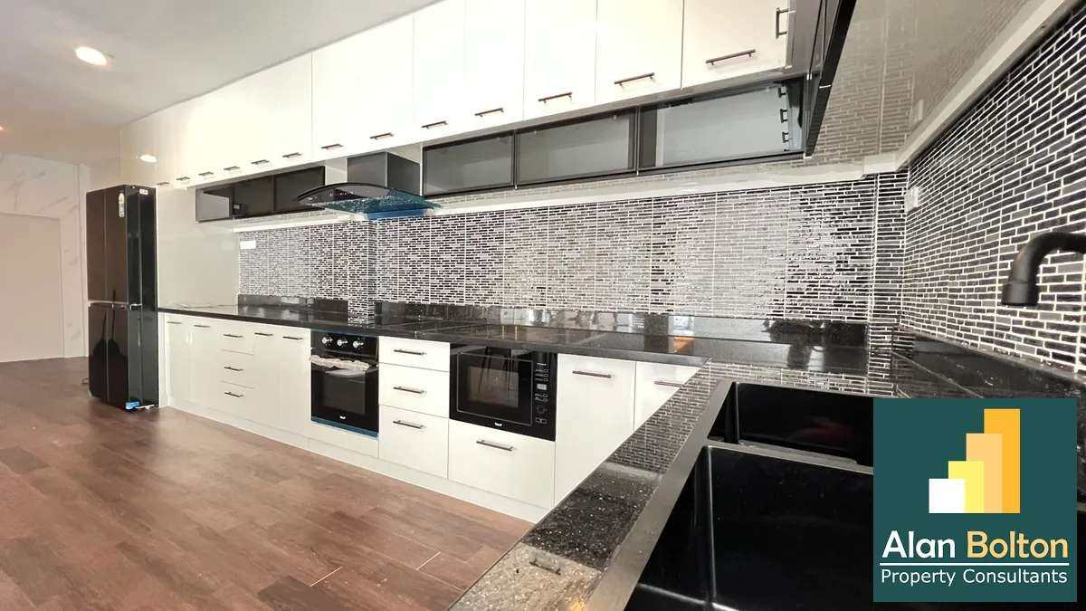 Pool villa 3 Bedrooms 3 Bathrooms in East Pattaya photo 10