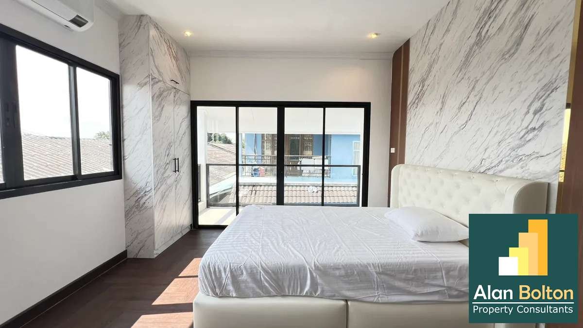 Pool villa 3 Bedrooms 3 Bathrooms in East Pattaya photo 13