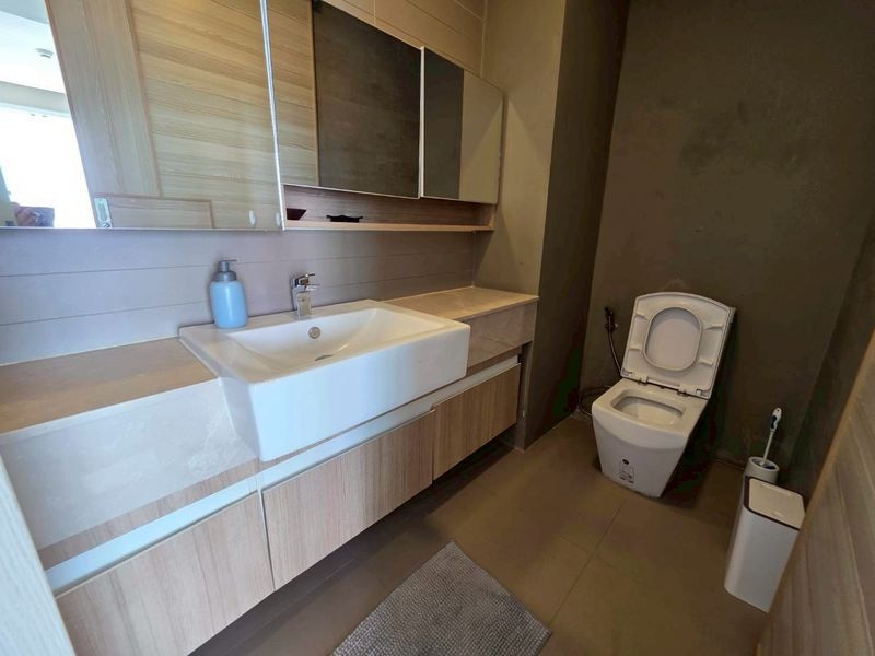 Sea view One Bedroom Condo For Rent photo 24