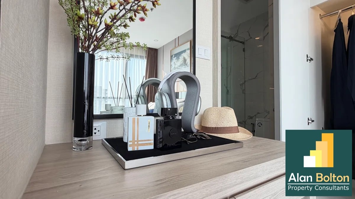 Great Sea View Condominium For Sale In Prahtamnak (Foreign ownership) photo 14