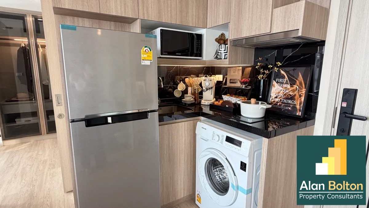 Great Sea View Condominium For Sale In Prahtamnak (Foreign ownership) photo 12