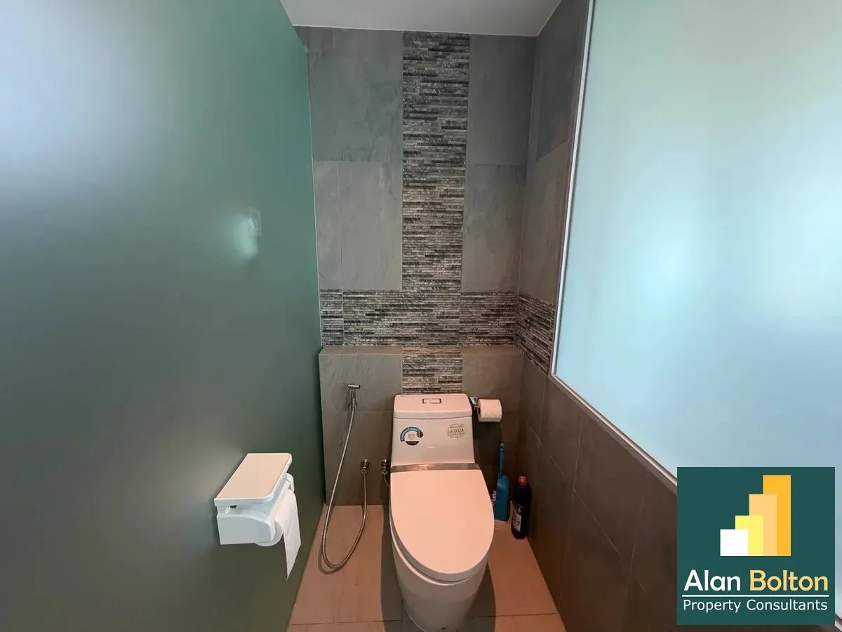 Spacious One Bedroom Unit in Popular Sands Condominium photo 6