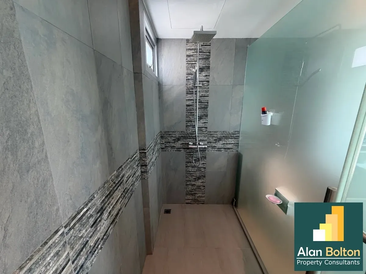 Spacious One Bedroom Unit in Popular Sands Condominium photo 7