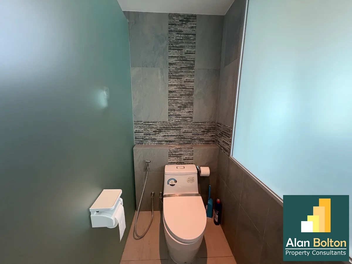 Spacious One Bedroom Unit in Popular Sands Condominium photo 7