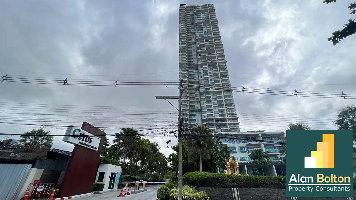 Sea view condo For Rent In Jomtien