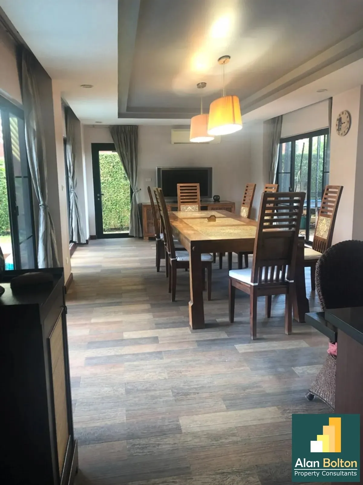 Bali Style 3 Bed 3 Bath Pool Villa In East Pattaya photo 11