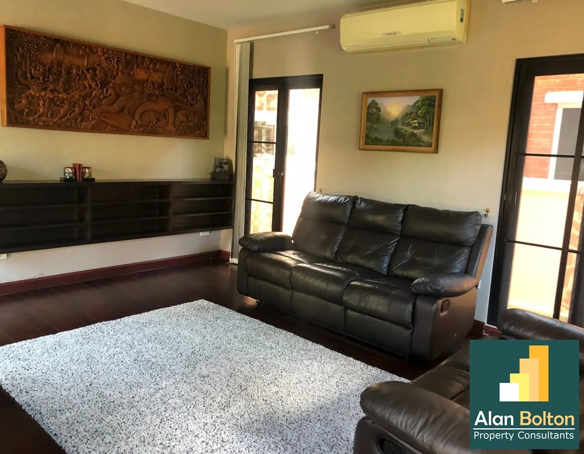 Bali Style 3 Bed 3 Bath Pool Villa In East Pattaya photo 10