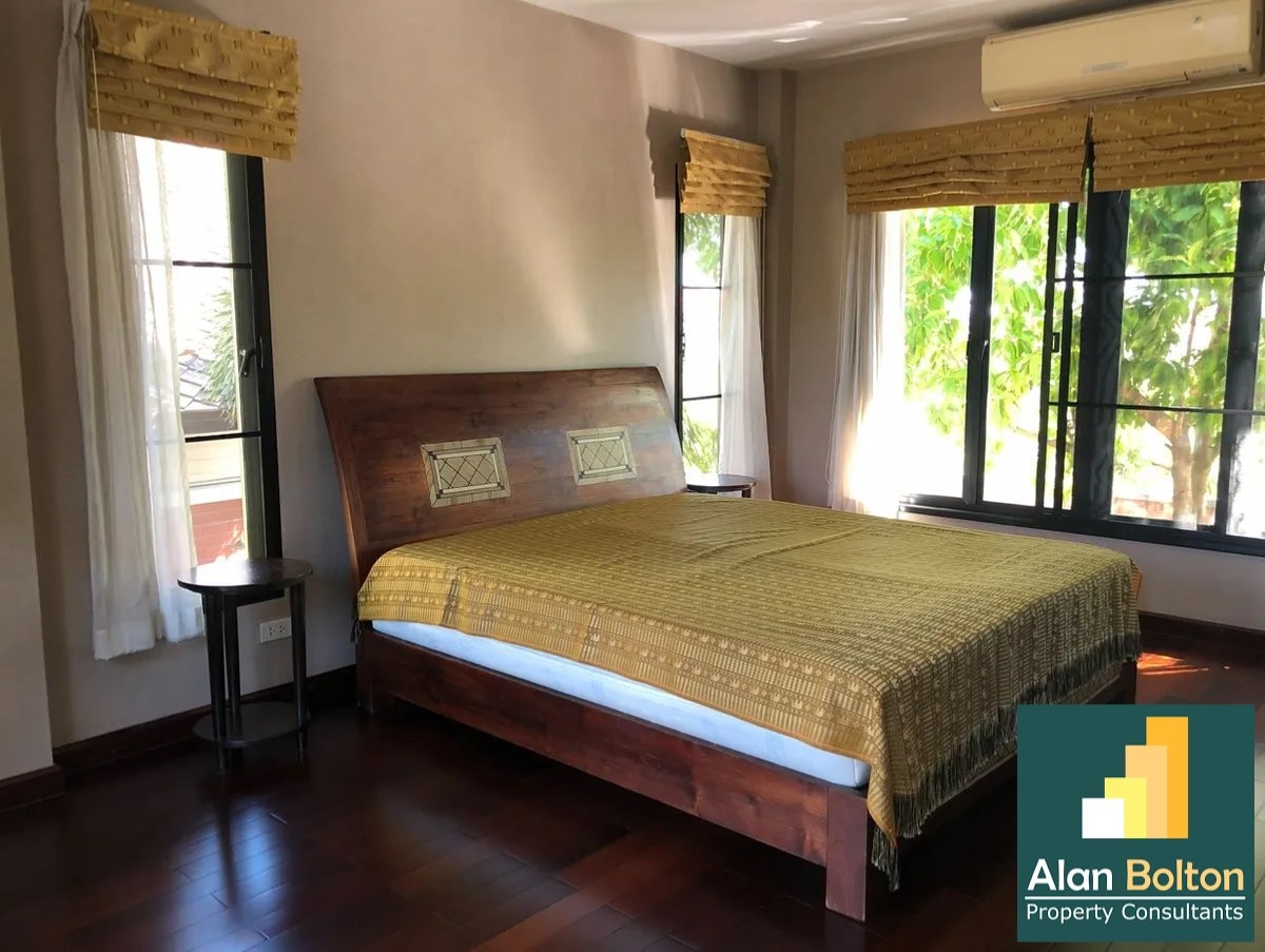 Bali Style 3 Bed 3 Bath Pool Villa In East Pattaya photo 18