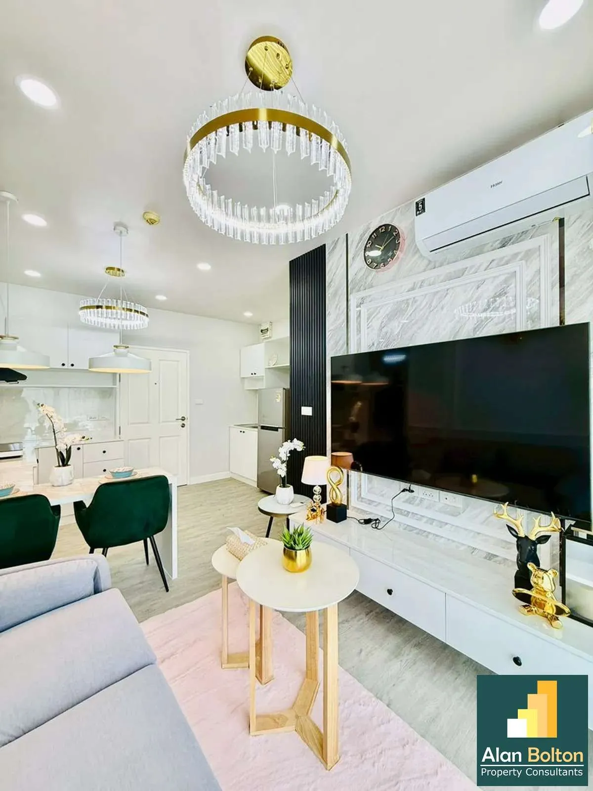 Newly Renovated Condo For Sale In Central Pattaya photo 3