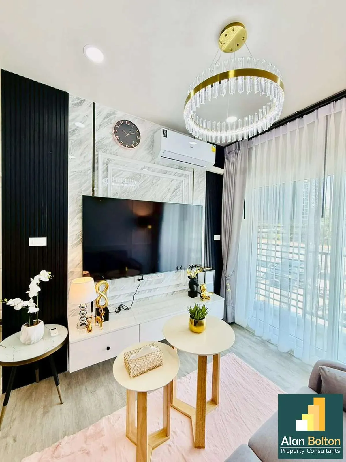 Newly Renovated Condo For Sale In Central Pattaya photo 10