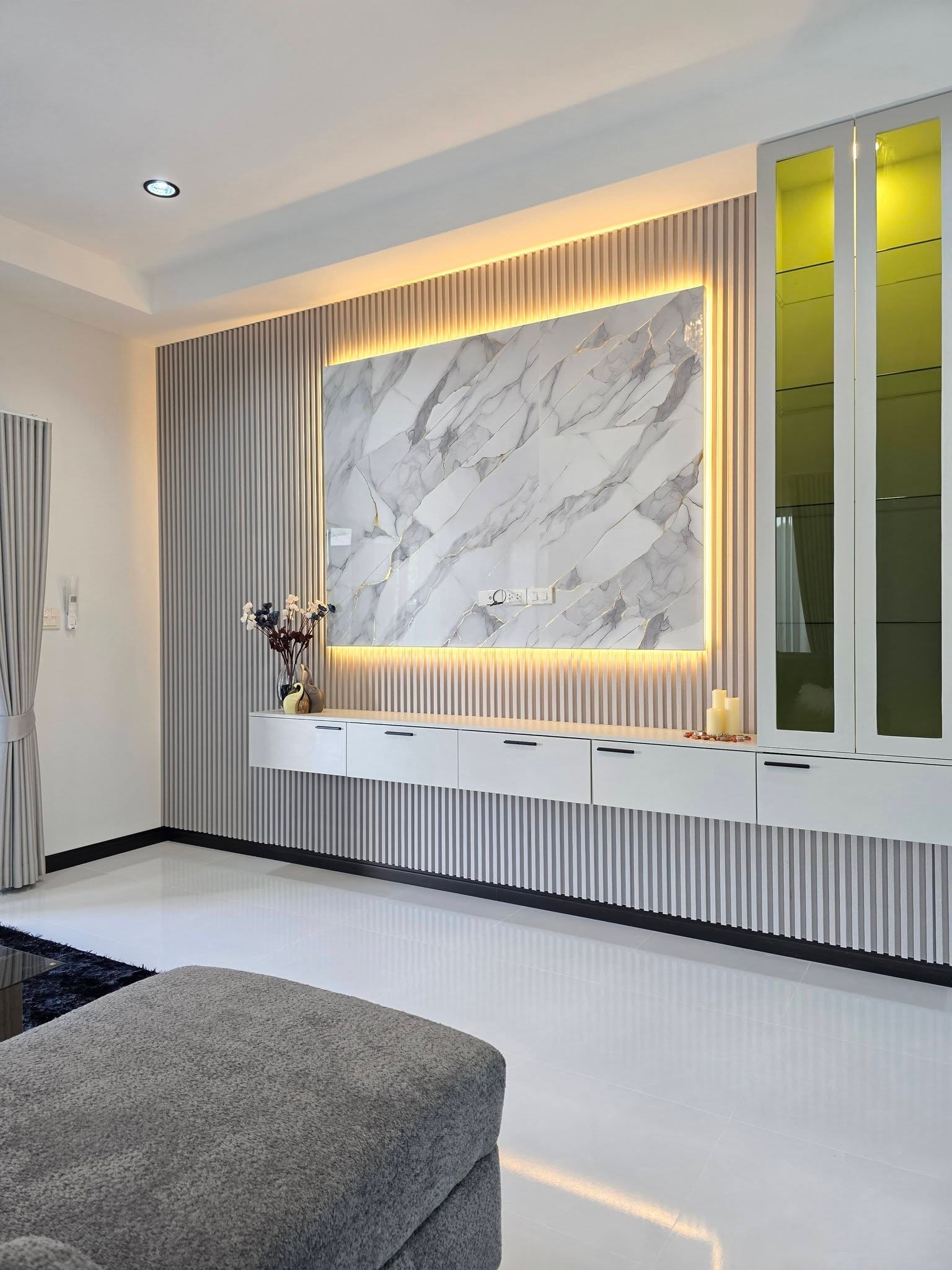 Newly Renovated Corner unit Condominium For Sale In East Pattaya photo 23