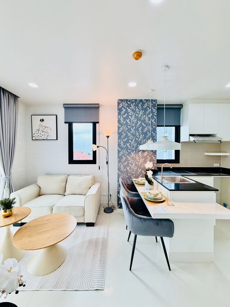 Newly Renovated Corner unit Condominium For Sale In East Pattaya photo 73